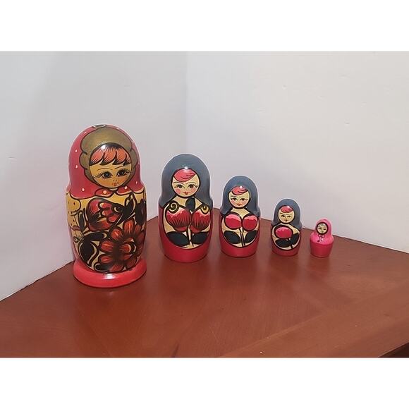 Handmade 5 Russian Nesting Dolls Complete Set - Picture 7 of 7
